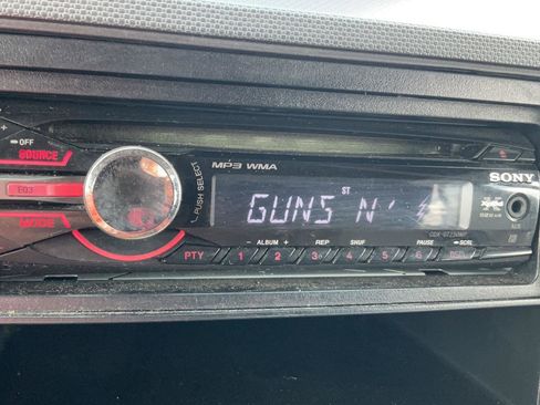 Used 2011 Ford E-350 and Econoline 350 Super Duty w/ Shuttle Bus Prep Pkg image 22