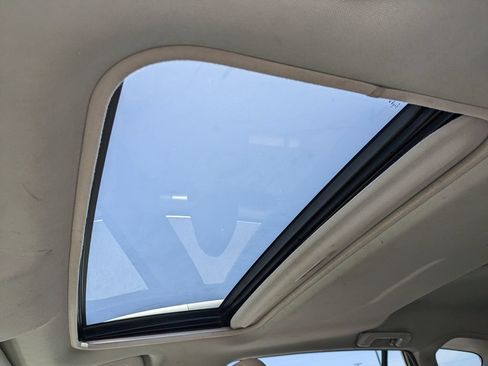 Used 2014 Toyota RAV4 XLE FWD image 19