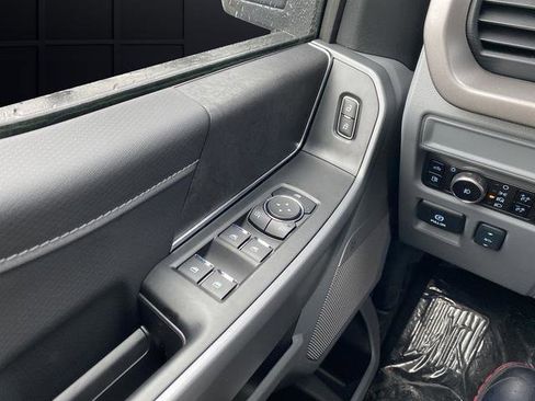 New 2025 Ford F150 XLT w/ Equipment Group 303A High image 29