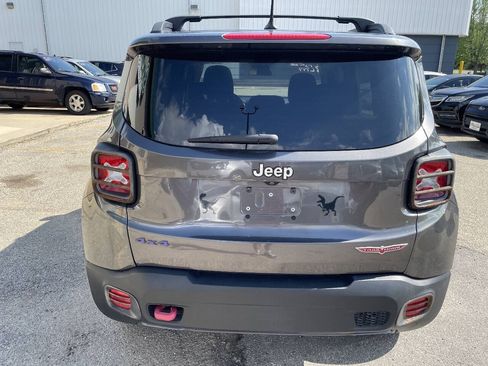 Used 2016 Jeep Renegade Trailhawk AWD/4WD image 7