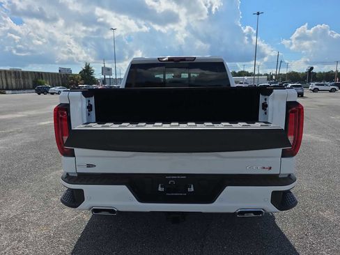 Used 2024 GMC Sierra 1500 AT4 w/ Technology Package image 37