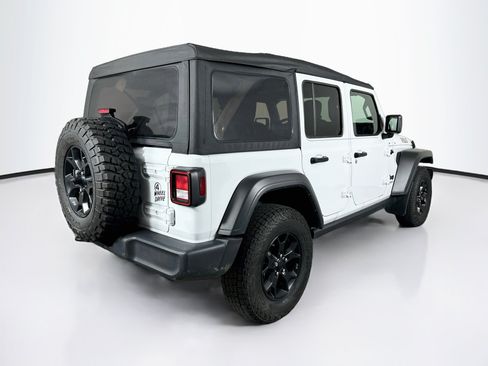 Used 2022 Jeep Wrangler Unlimited Sport AWD/4WD image 9
