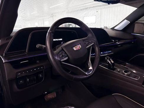 Used 2024 Cadillac Escalade Sport w/ Touring Package AWD/4WD image 8