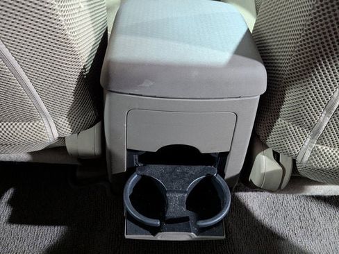 Used 2015 Nissan Frontier SV w/ SV Value Truck Package image 27