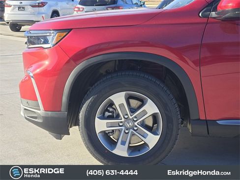 New 2025 Honda Pilot EX-L image 5