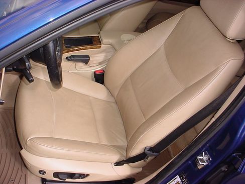 Used 2006 BMW 325xi Sedan AWD/4WD image 23