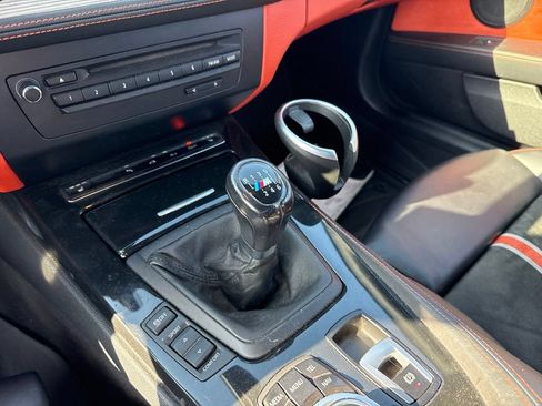 Used 2015 BMW Z4 sDrive28i RWD image 18