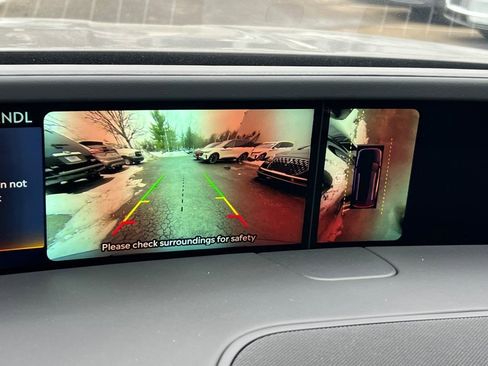 New 2026 Lincoln Nautilus Premier image 17