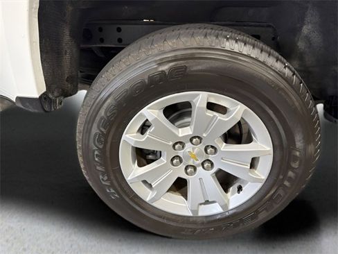 Used 2021 Chevrolet Colorado LT w/ Fleet Safety Package image 33