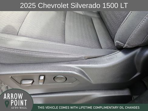 Used 2025 Chevrolet Silverado 1500 LT RWD image 23