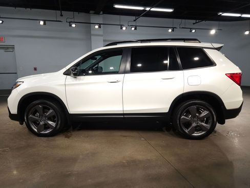 Used 2019 Honda Passport Touring image 4