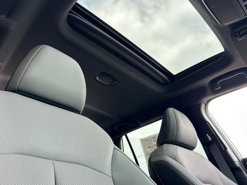 New 2026 Subaru Outback Limited AWD/4WD image 18