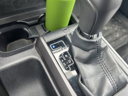 Used 2023 Toyota Tacoma TRD Sport image 11