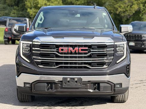 Used 2026 GMC Sierra 1500 SLT AWD/4WD image 2