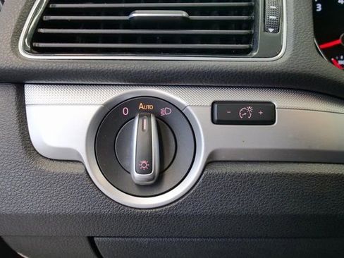 Used 2016 Volkswagen Passat 1.8T S image 27