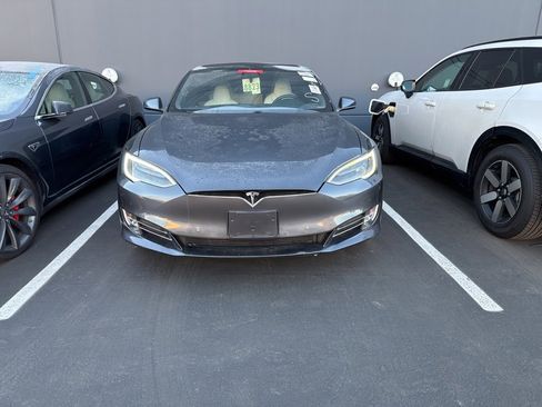 Used 2018 Tesla Model S 100D image 2