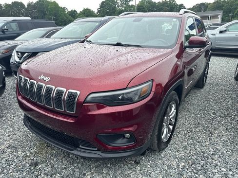 Used 2019 Jeep Cherokee Latitude Plus FWD image 1