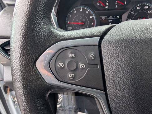 Used 2020 Chevrolet Traverse LS image 16