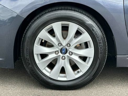 Used 2015 Subaru Legacy 2.5i Premium AWD/4WD image 31