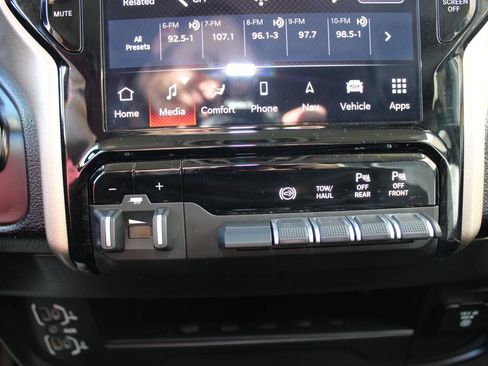 Used 2024 RAM 2500 Laramie w/ Safety Group image 23