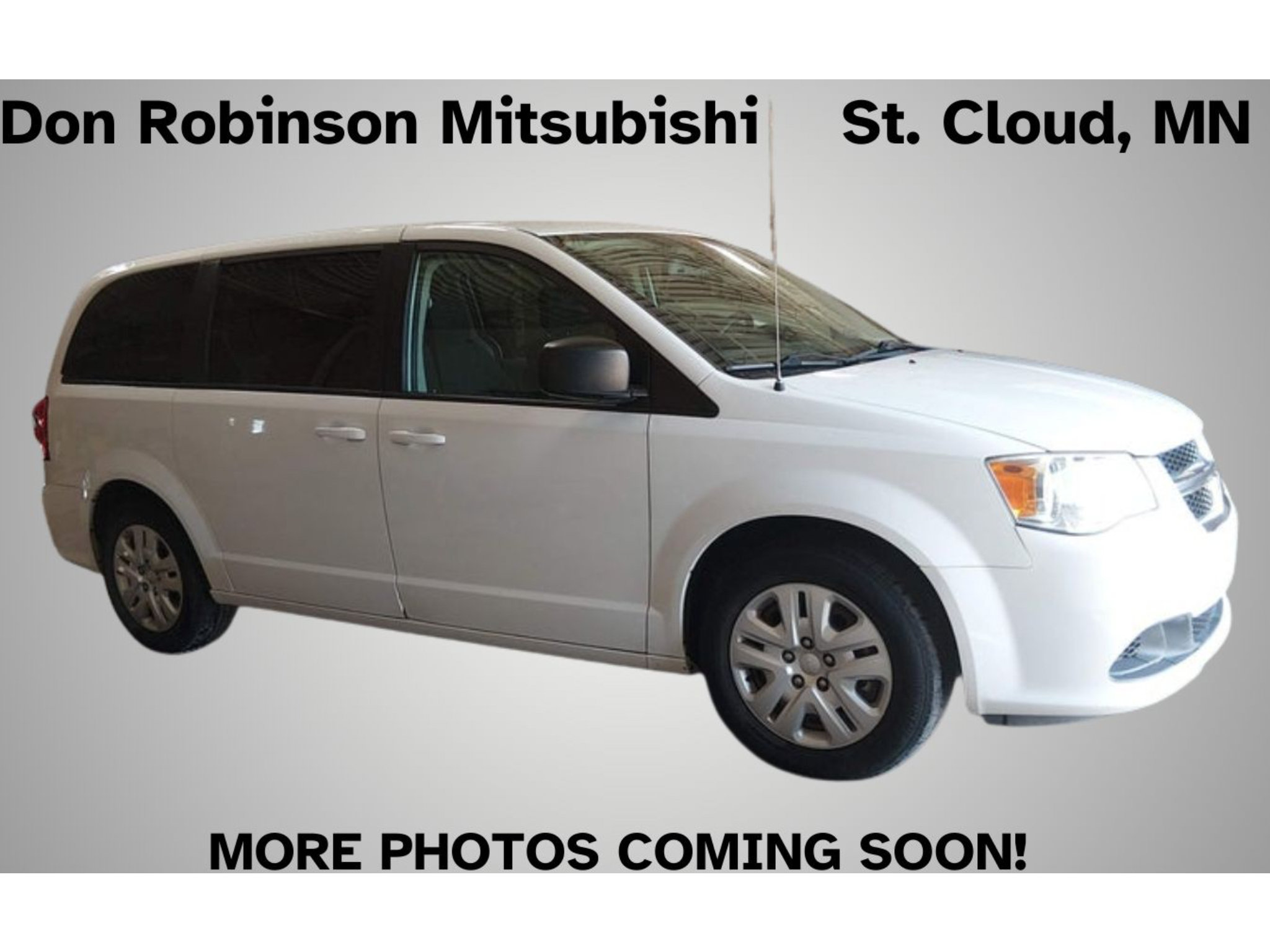 Used 2018 Dodge Grand Caravan SE FWD image 1
