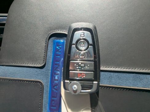 New 2026 Ford F450 Platinum w/ FX4 Off-Road Package image 33