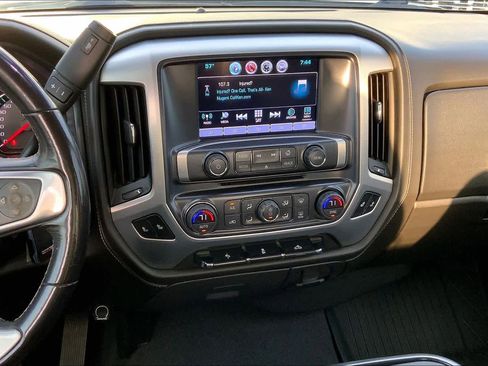 Used 2018 GMC Sierra 1500 SLT w/ SLT Premium Package image 6