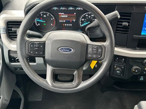 Used 2024 Ford F250 XLT image 13