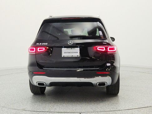 Used 2023 Mercedes-Benz GLB 250 image 6