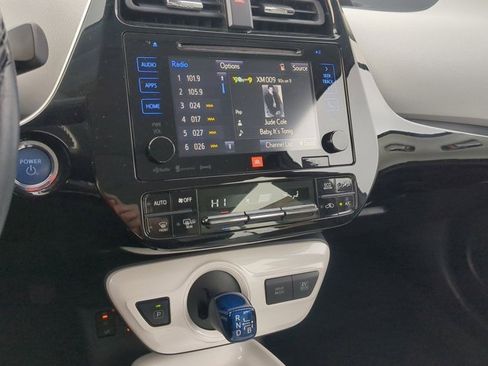 Certified 2017 Toyota Prius Four image 13