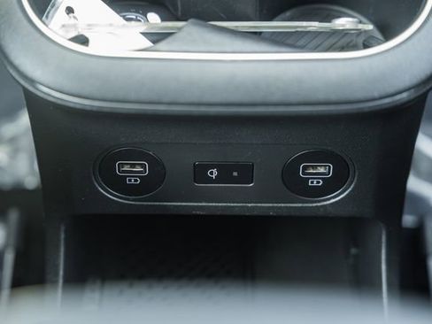 Used 2024 Hyundai Ioniq 5 Limited AWD/4WD image 25