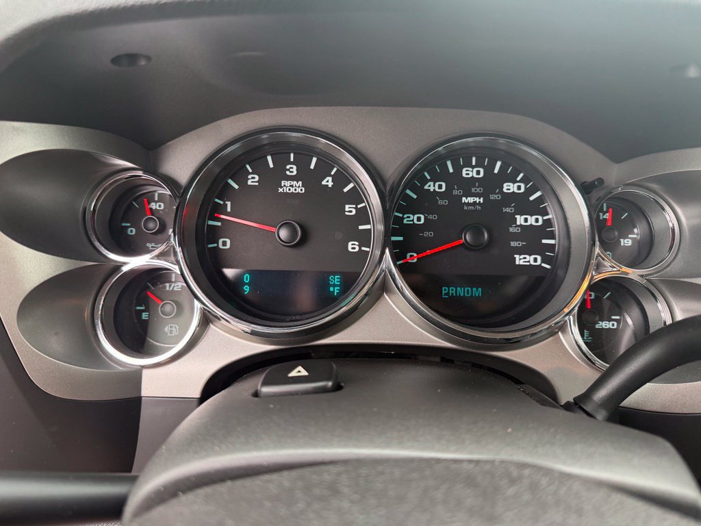 Used 2010 Chevrolet Silverado 1500 LT w/ Power Pack Plus AWD/4WD image 8