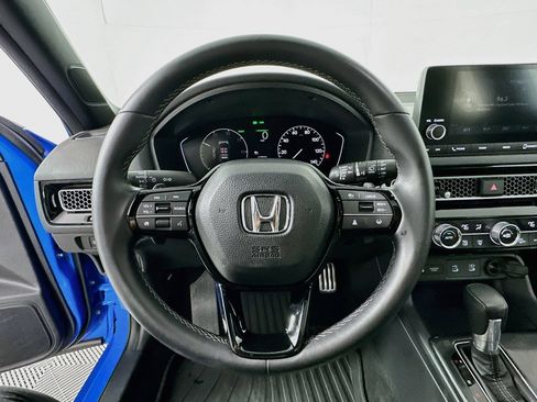 Certified 2025 Honda Civic Sport image 18
