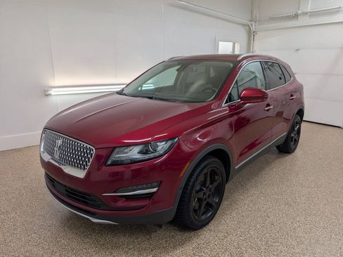 Used 2019 Lincoln MKC Reserve w/ MKC Technology Package AWD/4WD image 2
