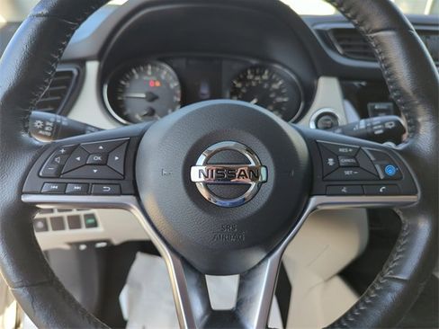 Certified 2019 Nissan Rogue Sport SV w/ Technology Package image 41