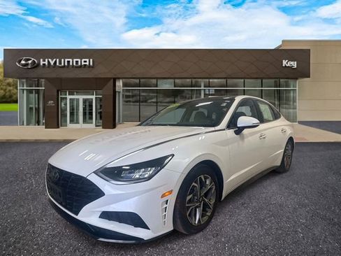 Certified 2022 Hyundai Sonata SEL w/ Convenience Package image 1