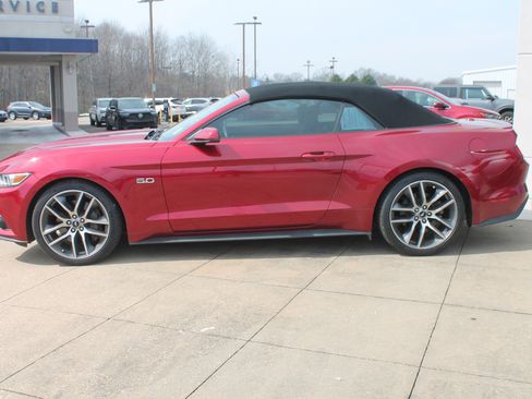 Used 2017 Ford Mustang GT Premium w/ Equipment Group 401A image 5