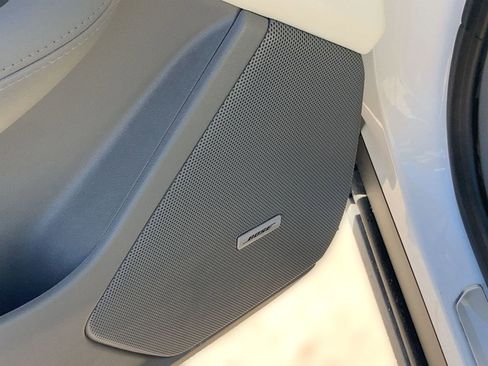 Used 2021 Cadillac XT6 Premium Luxury image 25