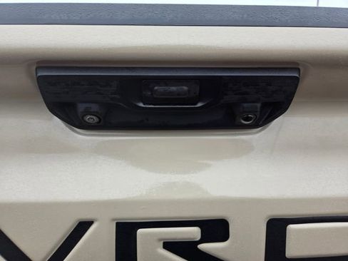 Used 2022 Chevrolet Silverado 1500 LT Trail Boss w/ Convenience Package II image 11