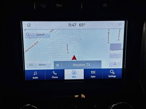 Used 2018 Ford F150 XLT w/ Equipment Group 302A Luxury AWD/4WD image 21