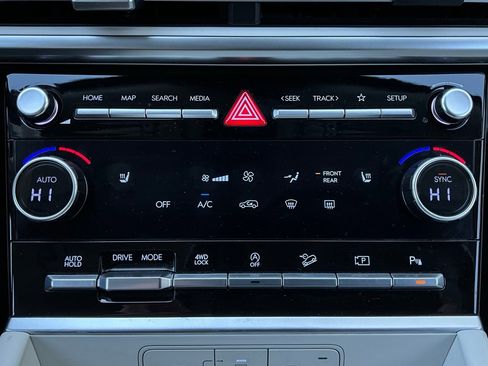 Used 2025 Hyundai Santa Fe SEL image 26