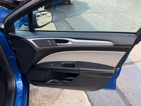 Used 2018 Ford Fusion S FWD image 27