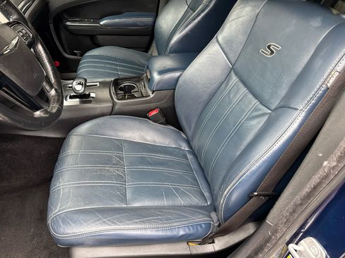 Used 2014 Chrysler 300 S image 10