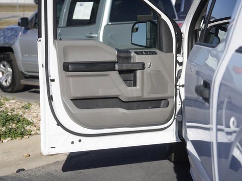 Used 2019 Ford F150 XLT image 29