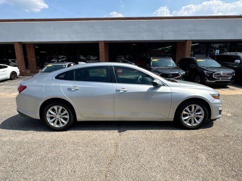 Used 2019 Chevrolet Malibu LT w/ Driver Confidence Package II FWD image 8