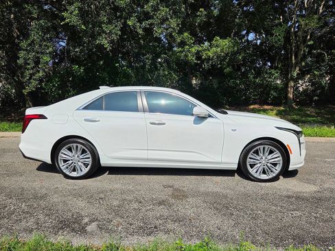 Used 2026 Cadillac CT4 Premium Luxury RWD image 8