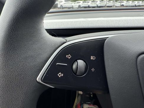 Used 2025 Tesla Model 3 Long Range AWD/4WD image 23