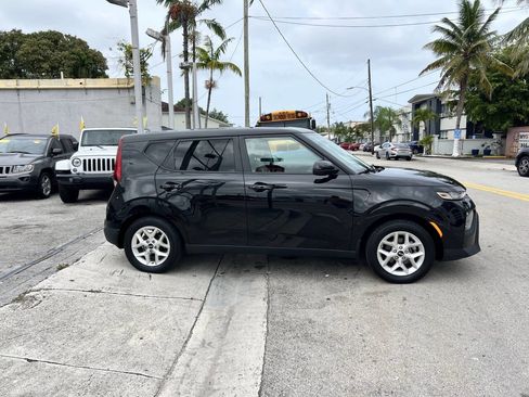 Used 2020 Kia Soul S image 5