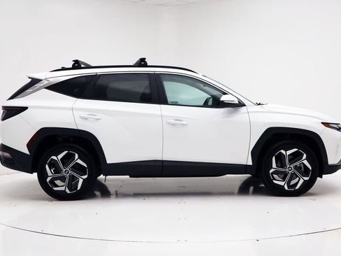 Used 2023 Hyundai Tucson SEL w/ Convenience Package image 3