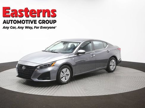 Used 2023 Nissan Altima 2.5 S FWD image 55